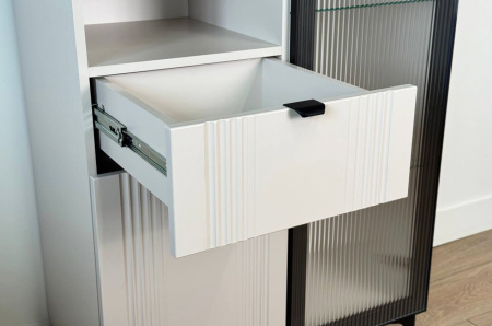 Комод 2 Рич со стеклом кашемир/фрапучино матовый/черный Комод 2 Рич со стеклом кашемир/фрапучино матовый/черный