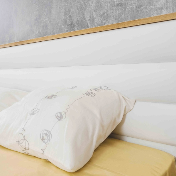 Кровать Люкс с основанием 1400*200 Айрис 308 Кровать Люкс с основанием 1400*200 Айрис 308