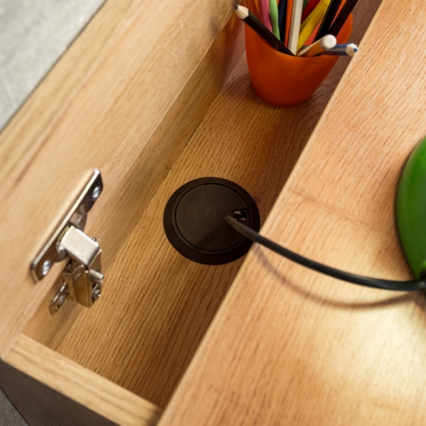 Стол письменный ЛОЙС 84 Стол письменный ЛОЙС 84