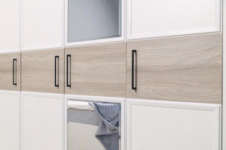 AURELIO 555 Шкаф для одежды и белья Белый/Блеквуд Сатиновый AURELIO 555 Шкаф для одежды и белья Белый/Блеквуд Сатиновый