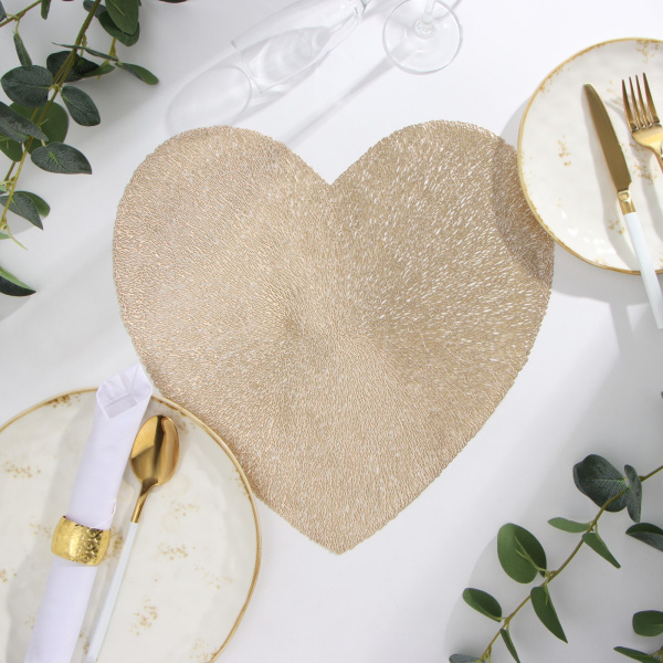 Салфетка сервировочная Доляна сердце цв.золото, d 38 см Салфетка сервировочная Доляна сердце цв.золото, d 38 см
