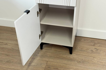 Шкаф однодверный со стеклом Рич кашемир/фрапучино матовый/черный Шкаф однодверный со стеклом Рич кашемир/фрапучино матовый/черный